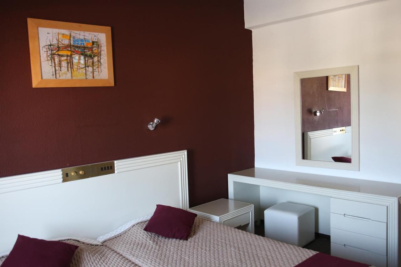 Aparthotel Kings Annex Paphos Exterior foto