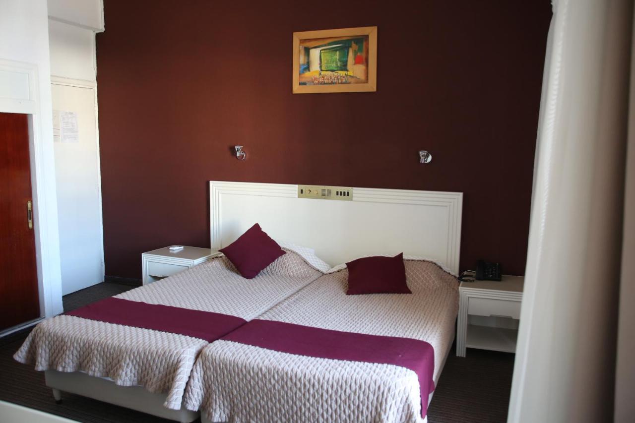 Aparthotel Kings Annex Paphos Exterior foto